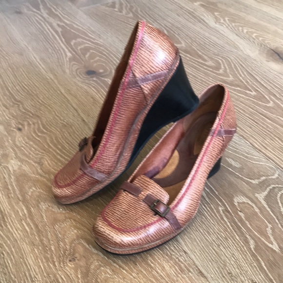 Clarks Artisan leather wedge heels, perfect for fall!  7.5M - Picture 7 of 7